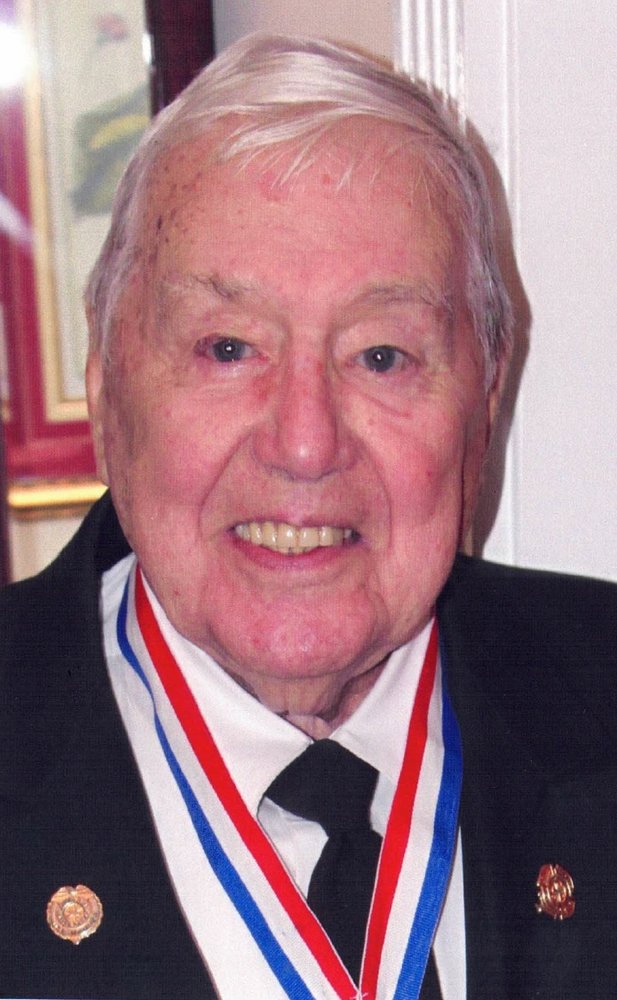 Donald Thiel